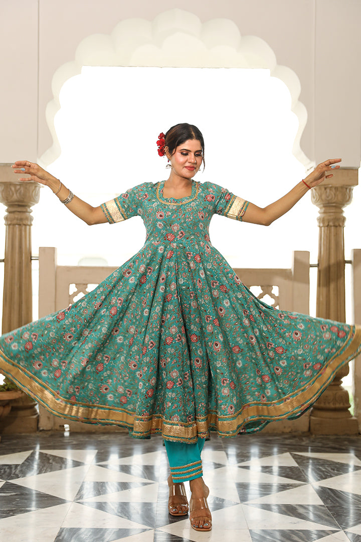 Nayanika anarkali Suit Set